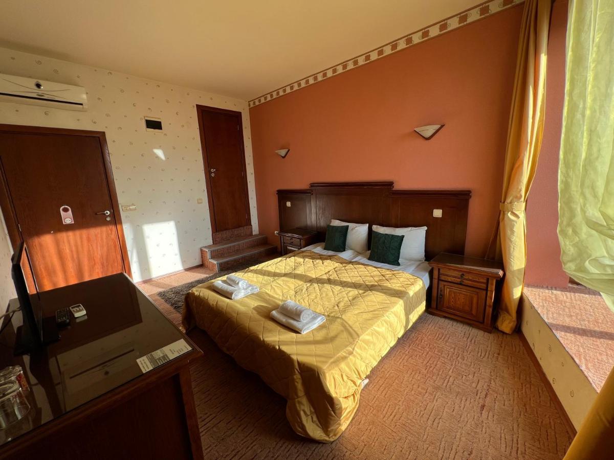 Hotel Bolyari 벨리코 터르노보 외부 사진